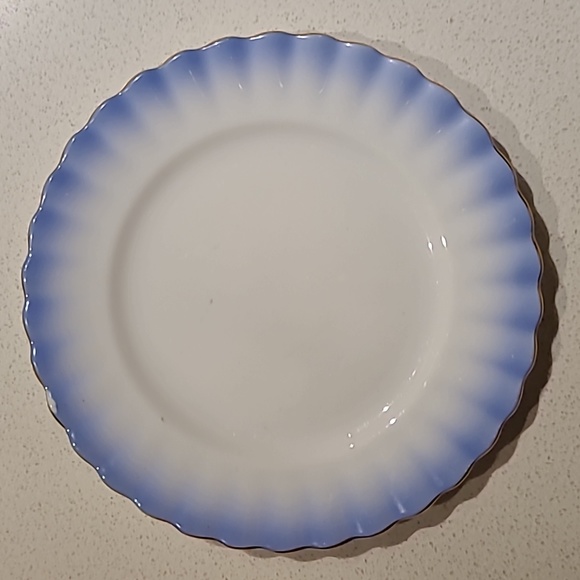 Vintage Royal Albert "Rainbow" blue bread and butter plates (set of 4) - Picture 6 of 12